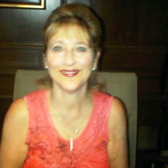 Meet your Posher, Janis - Picture 1 of 1